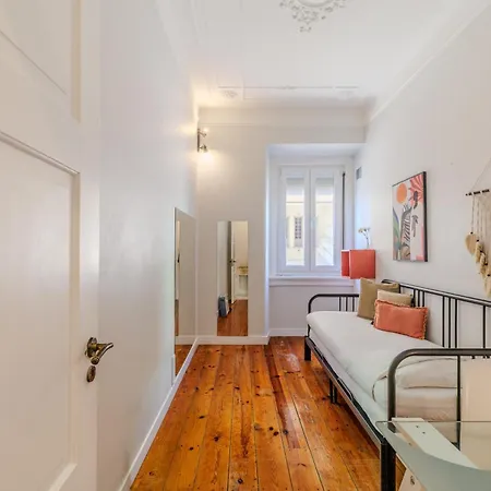Stunning River View 3br Near Alfama - Renovated * Lisboa